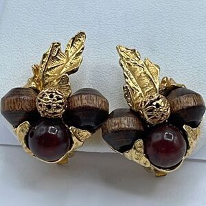 Vintage ART acorn bunch with oak leaves earring’s